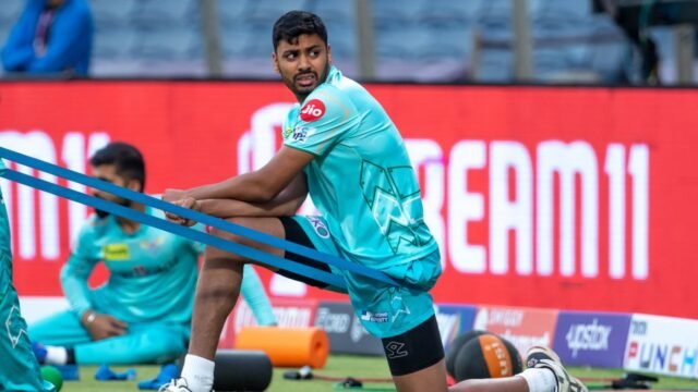 IPL 2025 - LSG NEWS - AVESH खान ने लखनऊ सुपर दिग्गजों में शामिल होने के लिए मंजूरी दे दी
