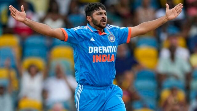IPL 2025 - शारदुल ठाकुर ने घायल मोहसिन खान के प्रतिस्थापन के रूप में एलएसजी में शामिल होने के लिए सेट किया
