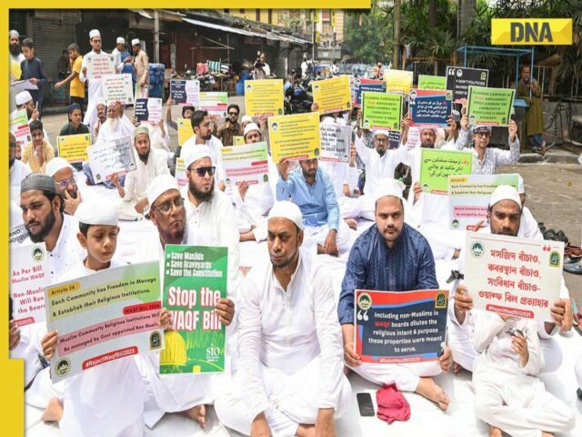 कोलकाता का सर्कस चौराहा वक्फ बिल विरोध पर 'शाहीन बाग' में बदल गया?
