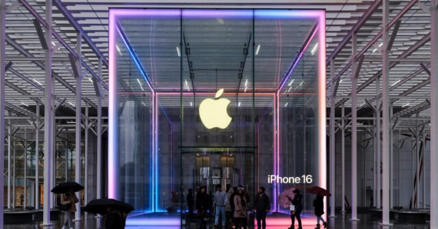 Apple की तिमाही कमाई $ 24.78 बिलियन लाभ के साथ वॉल स्ट्रीट की उम्मीदों में सबसे ऊपर है
