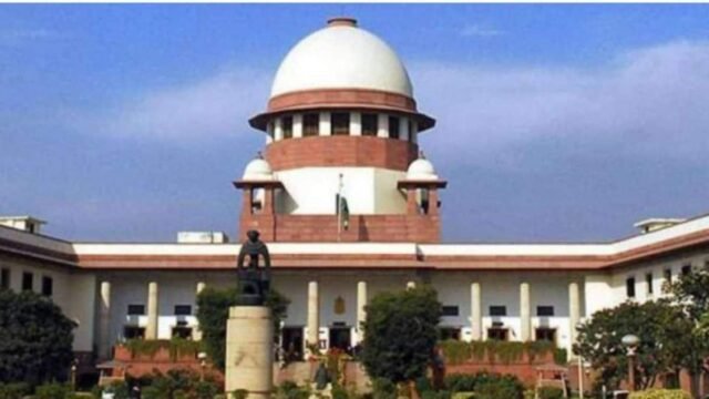 SC डॉग लवर्स से पूछता है, गैर -सरकारी संगठनों को कोर्ट के लिए पैसे जमा करने के लिए, एक सप्ताह का समय देता है | भारत समाचार
