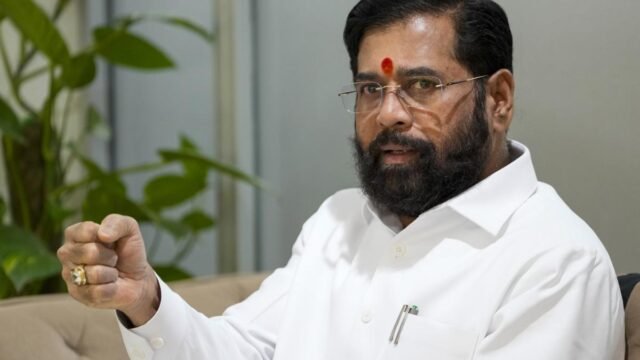 यदि आपके पास सबूत है तो अदालत या ईसीआई पर जाएं: राहुल गांधी के 'वोट चोरी' के आरोपों पर शिंदे
