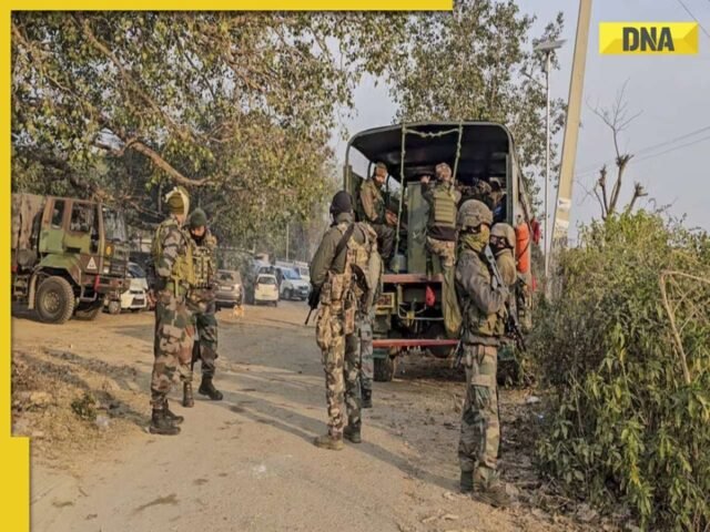 सुरक्षा बलों, किश्त्ववार में आतंकवादी के बीच मुठभेड़ टूट जाती है

