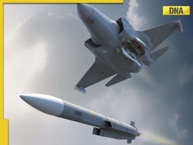 IAF राफेल जेट की शक्ति को बढ़ावा देने के लिए, 15,000 करोड़ रुपये की रेंज के साथ प्रस्तावित उल्कापिंड हवा से हवा में मार करने वाली मिसाइलें हासिल करेगी...
