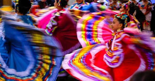 सिएटल क्षेत्र में डिया डे लॉस मुर्टोस 2025 समारोह
