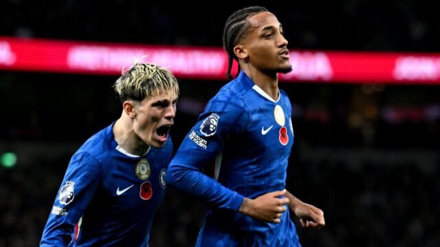 स्पर्स 0 - 1 चेल्सी
